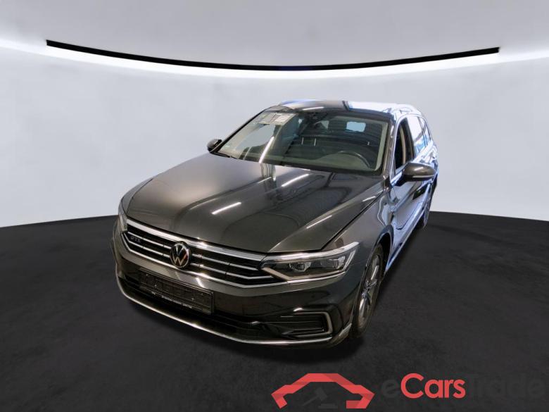 Vw GTE Passat Variant #1
