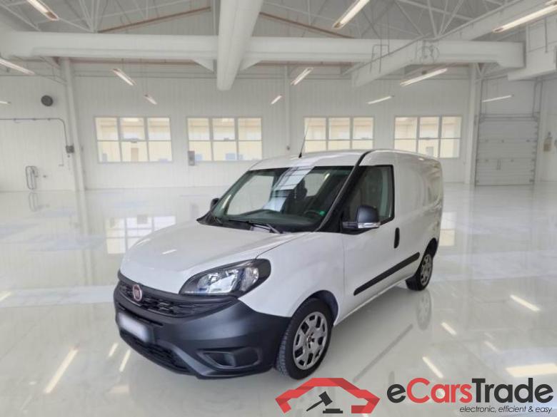 Fiat 46 FIAT DOBLÒ CARGO / 2014 / 4P / VETT. FURGONATA CH1 LOUNGE 1.6 MJET 120CV E6D SeS #1