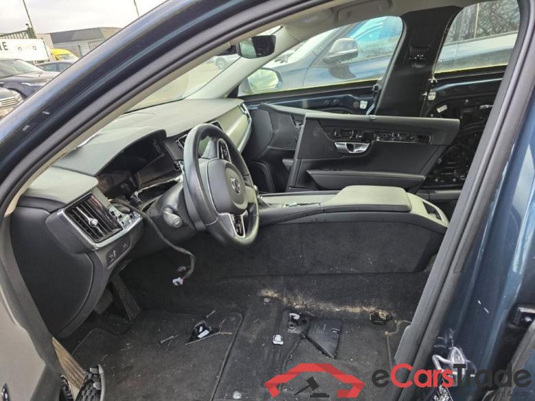 Volvo V90 D3 Geartronic Momentum 5d !! damaged car !! #6