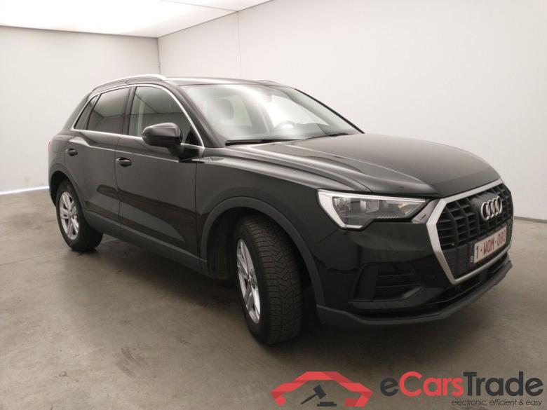 Audi Q3 35 TDI S Tronic Business Edition 5d #3