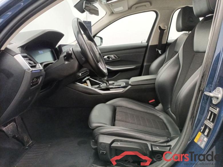 BMW 3 Reeks Berline 330e (215 kW) 4d #6