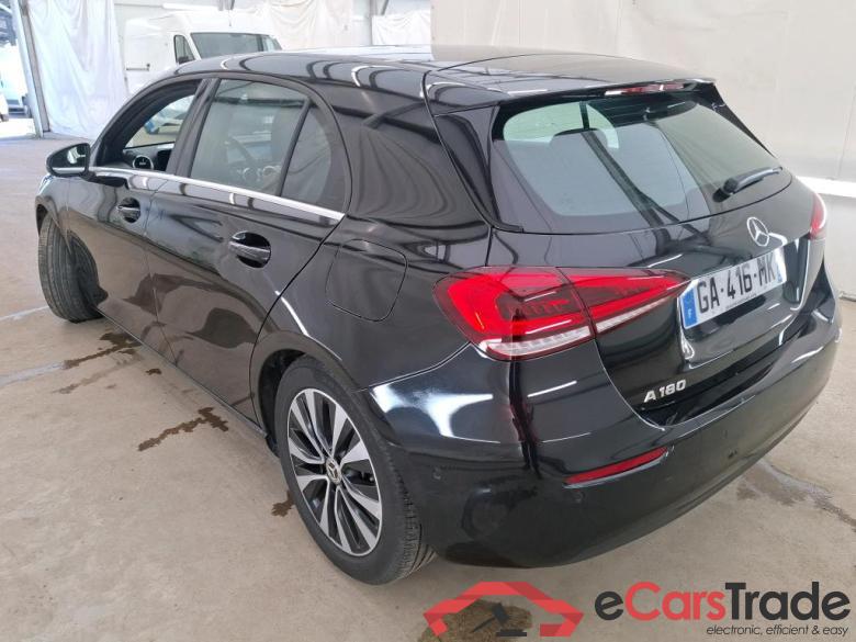 Mercedes A 180 Business Line 7G-DCT MERCEDES-BENZ Classe A Compact / 2018 / 5P / Berline A 180 Business Line 7G-DCT #2