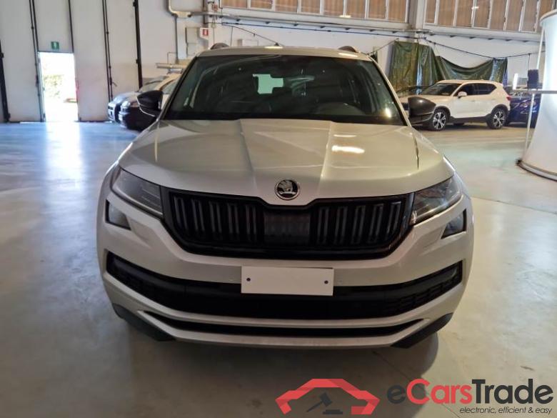 Skoda 21 SKODA KODIAQ / 2016 / 5P / SUV 2.0 TDI SCR SPORTLINE DSG #6