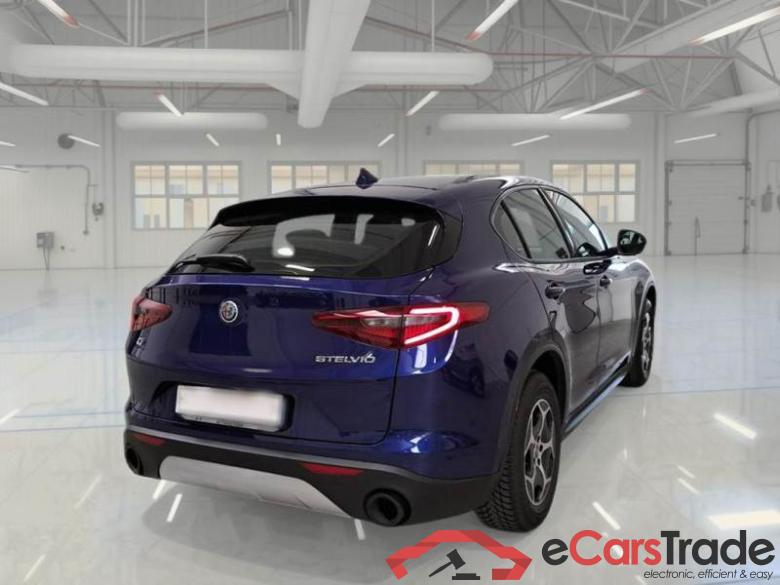 AlfaRomeo 97 ALFA ROMEO STELVIO / 2017 / 5P / SUV 2.2 TD 190 CV SUPER BUSINESS AT8 Q4 #2