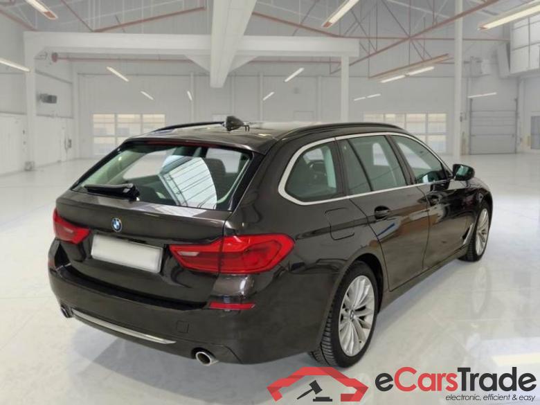 BMW 90 BMW SERIE 5 / 2016 / 5P / STATION WAGON 530D XDRIVE LUXURY AUTO TOURING #2