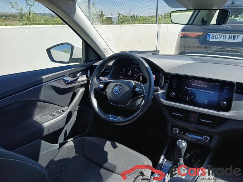 Skoda 1.0 TSI 81kW (110CV) DSG Ambition (CX) SKODA KAMIQ 1.0 TSI 81kW (110CV) DSG Ambition #3