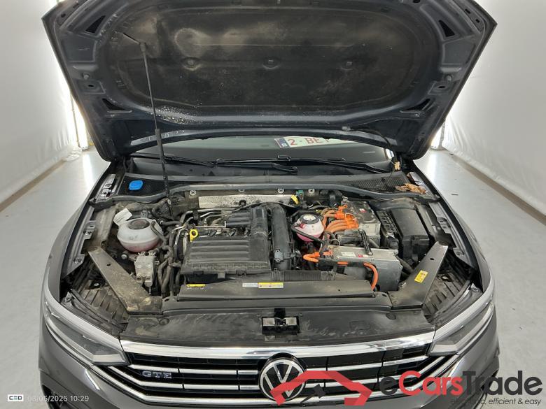 VOLKSWAGEN PASSAT VARIANT 1.4 TSI MSQ VARIANT GTE BUSINESS DIGITAL Cockpit #6