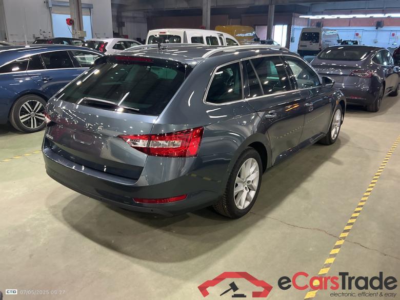 SKODA SUPERB COMBI 2.0 CRTDI 110KW DSG7 CLEVER+ #4