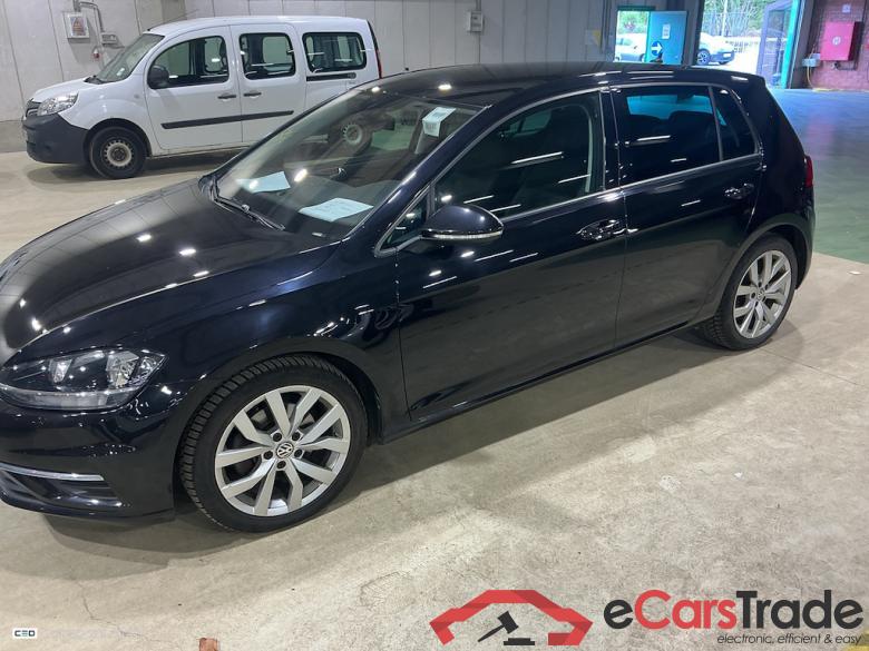 VOLKSWAGEN GOLF VII DIESEL - 2017 1.6 CR TDi BMT Comfortline Pack Launche Travel #3