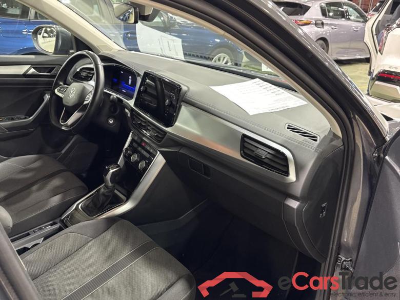 VOLKSWAGEN T-ROC 1.5 TSI DSG LIFE #5