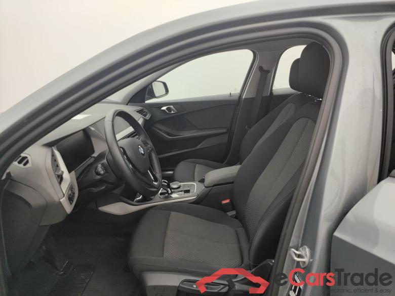 BMW 1 HATCH DIESEL - 2019 118 dA 150hp (EU6AP) 5d #6