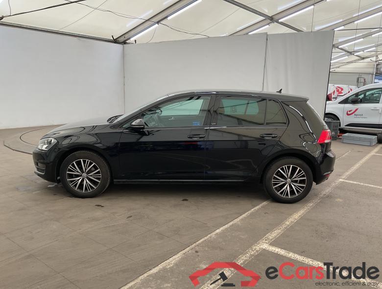 VOLKSWAGEN Golf VII Golf Comfortline 1.2 TSI BlueMotion Technology 81 kW (110 ch) 6 vitesses manuel #3