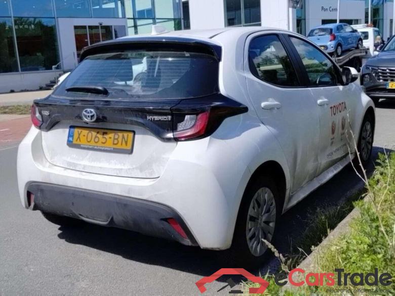 TOYOTA YARIS 1.5 Hybrid Active #4