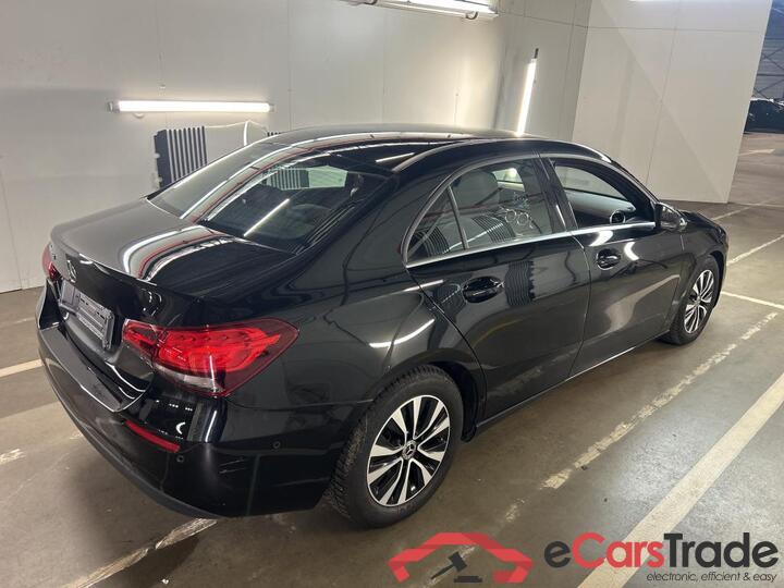 Mercedes A-Klasse Limousine A-Klasse Limousine A 180 d DCT Business Solution 85kW/116pk  4D/P Auto-7 #4