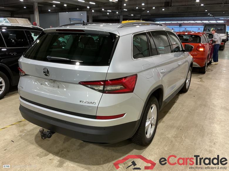 SKODA KODIAQ 1.5 TSI ACT Ambition DSG #4