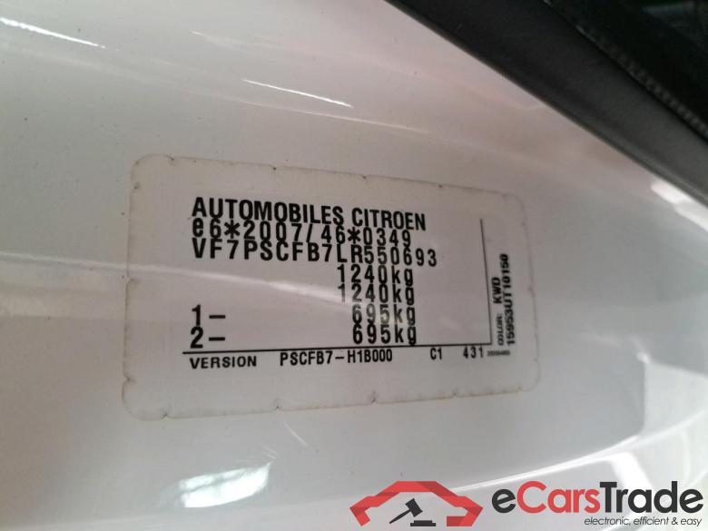 Citroen C1 '14 Citroën C1 VTi 72 S&S Feel 3d #6