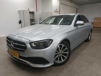 Mercedes E 200