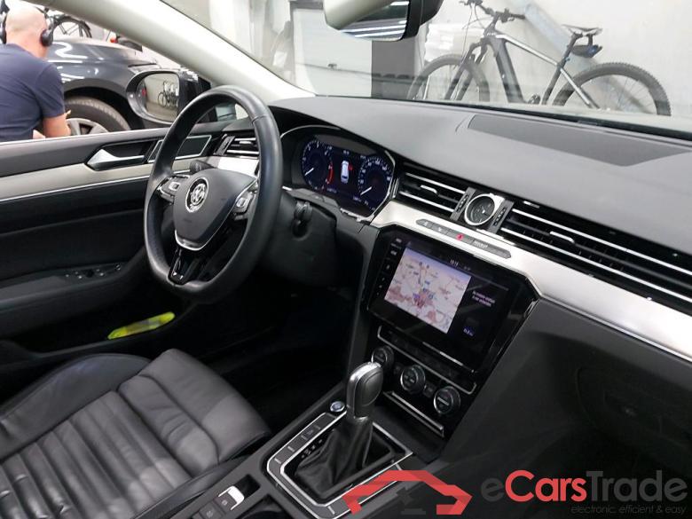 VOLKSWAGEN - VW  PASSAT VARIANT TDI 150PK DSG7 Highline Business Pack Drive Premium With Nappa Seats & GPS Discover Pro & Area View & Easy Open #3