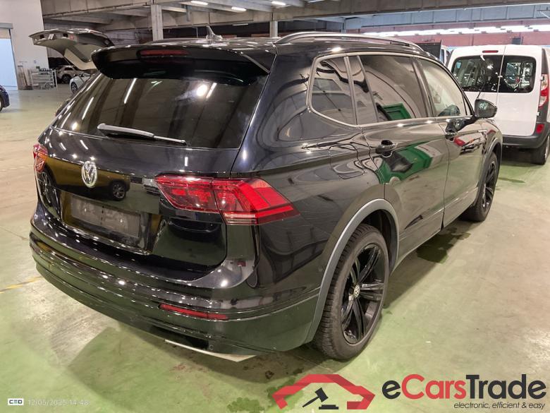 VOLKSWAGEN TIGUAN ALLSPACE DIESEL 2.0 TDi SCR Platinum DSG #4