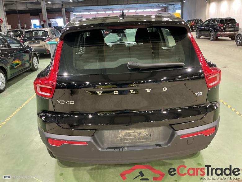 VOLVO XC40 1.5 T2 MOMENTUM CORE Park Assist #5