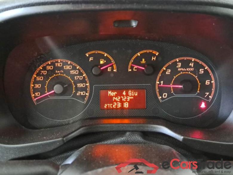 Fiat 2 FIAT FIORINO / 2016 / 4P / VETT. FURGONATA 1.3 MULTIJET 80 CV E6 SX #4
