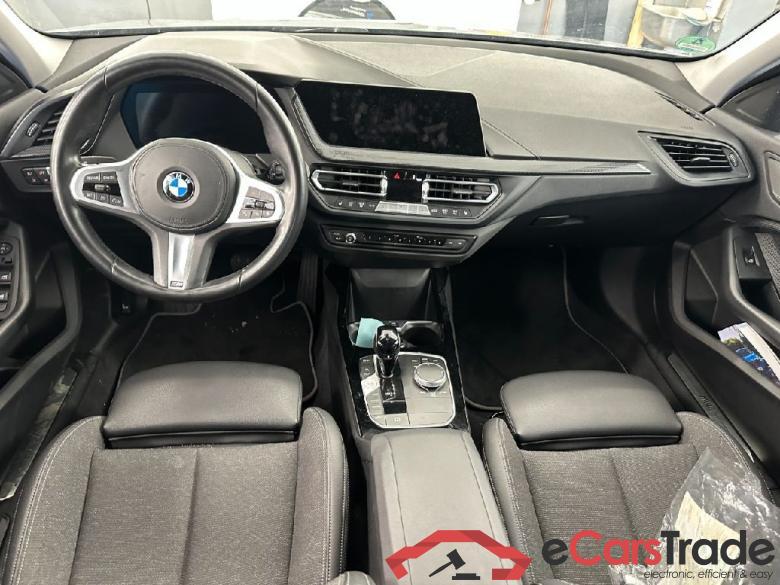BMW 1-Serie ´19 Baureihe 1 Lim. 118 i Sport Line 1.5 100KW AT7 E6d #3