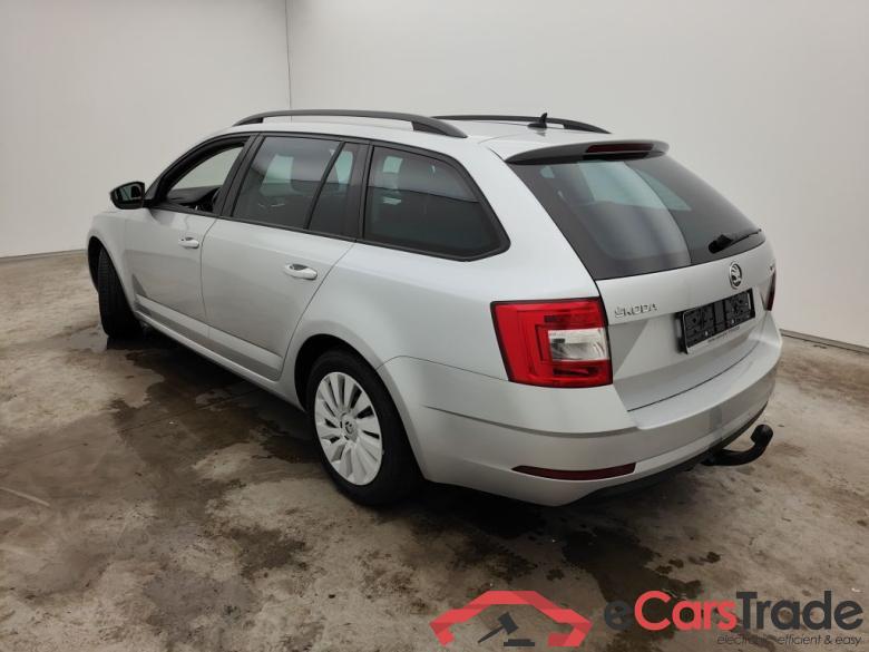 Skoda Octavia Combi 1.6 CRTDI GreenTec 85kW Ambition 5d #4