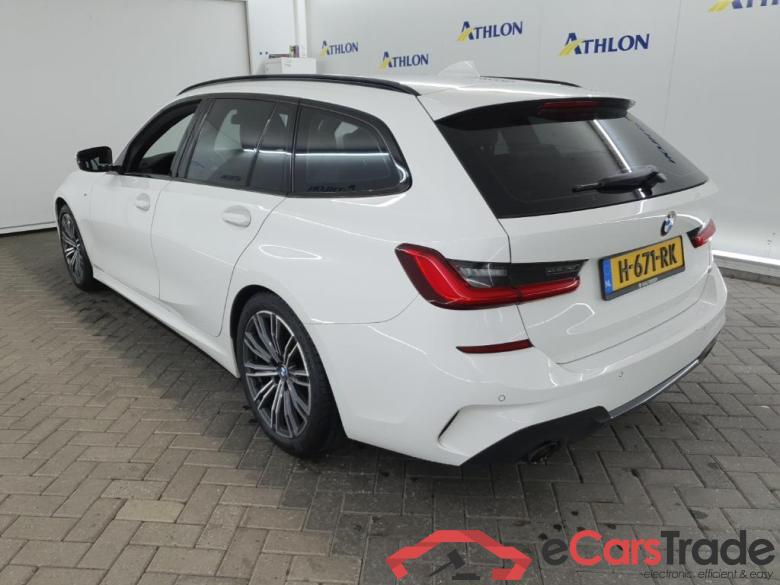 BMW 3-serie Touring 320iA 5D 135kW #4