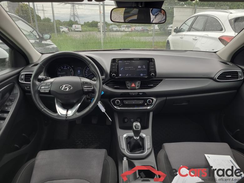 Hyundai  i30 (PD)(01.2017  ->) i30 1.5i CVVT 81 Comfort #5