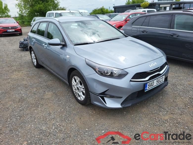 Kia  Ceed Sportswagon (2018->) Ceed SW 1.5 T-GDI 118 Fresh #3
