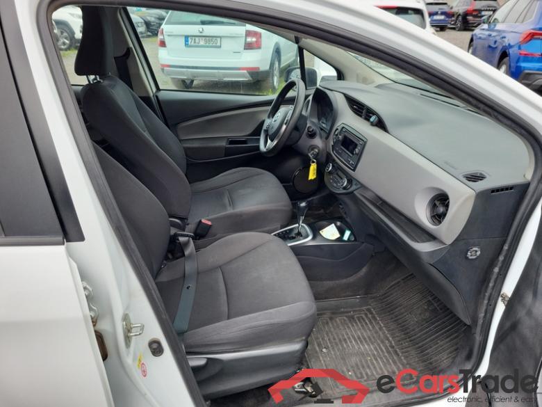 Toyota  Yaris (2017->) Yaris 1.5 Hybrid e-CVT live AT #6