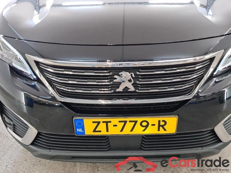 Peugeot 5008 17 - 20 Peugeot 5008 Active PureTech 130 5d #5
