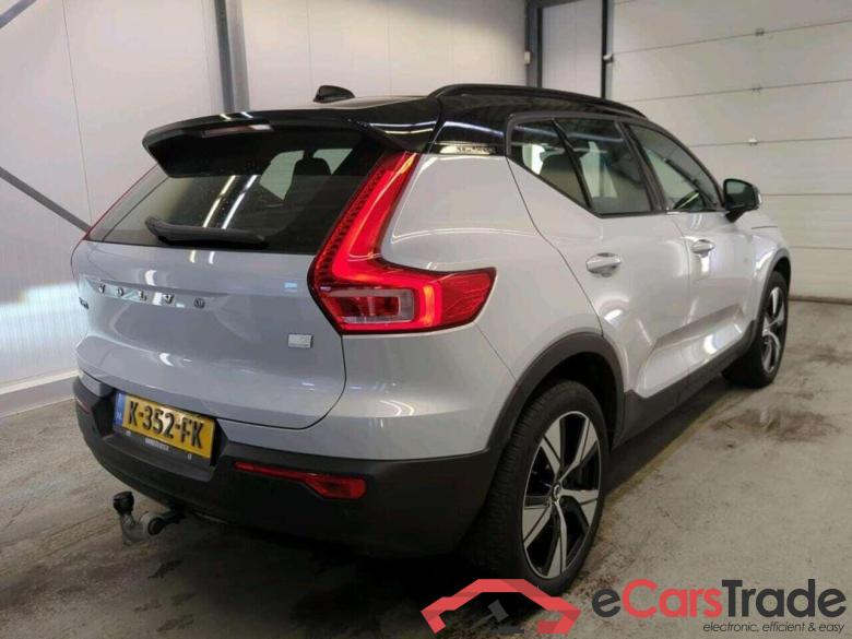 VOLVO XC40 Recharge P8 AWD RDes #2