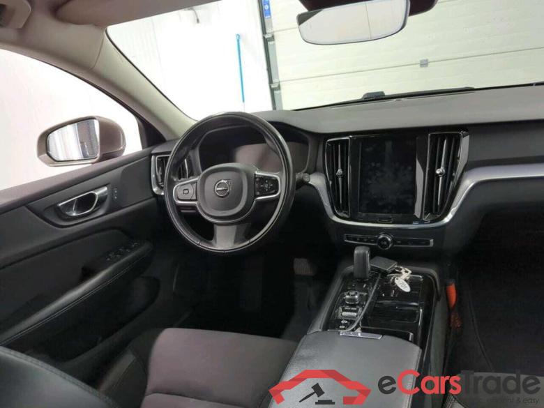 VOLVO V60 2.0 T6 TE AWD MomPro #3