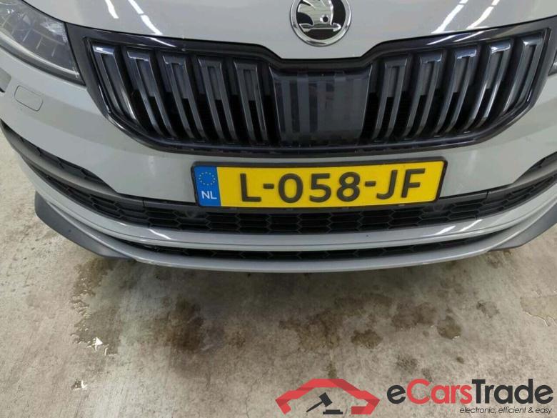 SKODA Karoq 1.5 TSI Sportl. Bus. #4