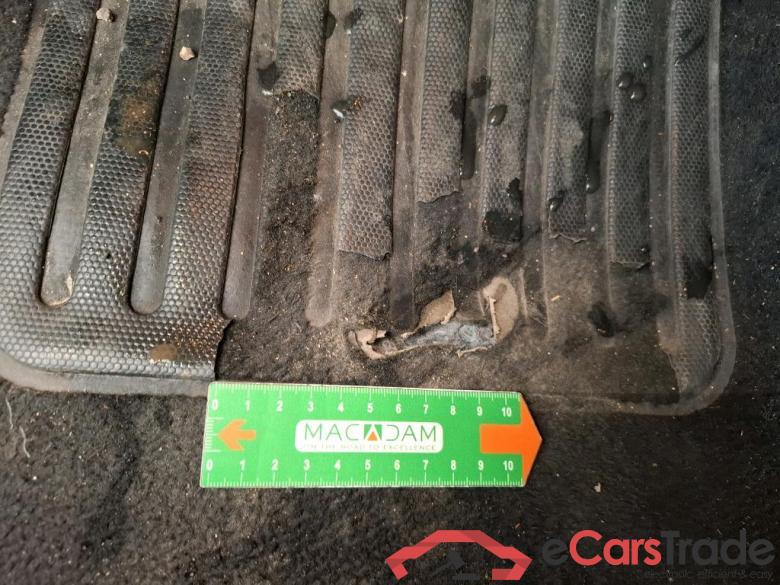 Peugeot BLUEHDI 100 S&S ALLURE BUSINESS 208 Allure Business 1.5 HDi 100CV BVM5 E6dT #3