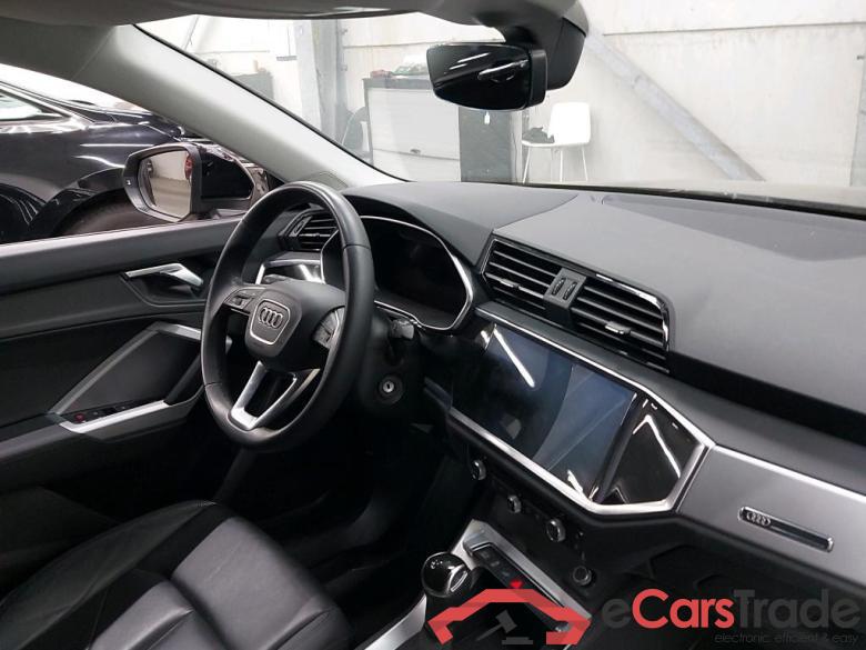 AUDI - AUD Q3 SB 45 TFSI e 245PK S-Tronic Pack Platinum  * HYBRID * #3