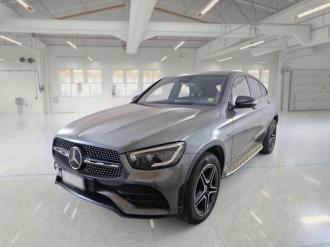 Mercedes V 300