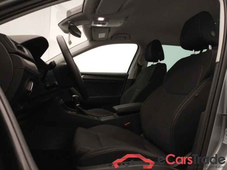 Skoda Superb Combi 2.0 CRTDI 110kW DSG7 Style 5d #6