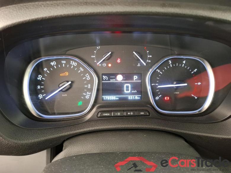 Peugeot BLUEHDI 180 S&S AUTO STANDARD PREM P PEUGEOT Expert VU 4p Fourgon BLUEHDI 180 S&S AUTO STANDARD PREM P #6