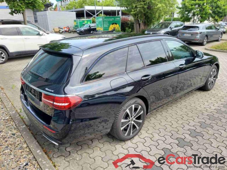 Mercedes-Benz E -Klasse T-Modell (BM 213)(06.2016->) DE - Kb5 E 300 de EU6d, T de Avantgarde 4Matic (EURO 6d), (Facelift) 2020 - 2023 #3
