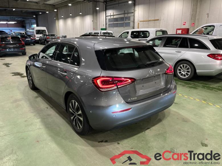 MERCEDES-BENZ A-CLASS 1.3 A 180 BUSINESS SOLUTION #3