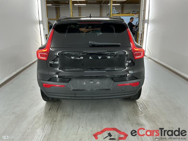 VOLVO XC40 1.5 T2 GEARTRONIC MOMENTUM CORE #5