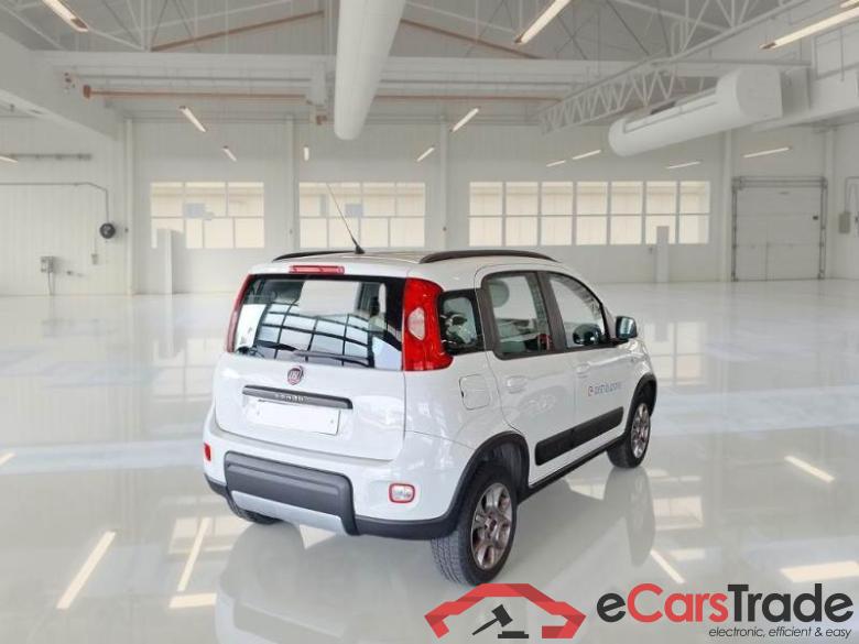 Fiat 1.34X4ENEL FIAT PANDA 2016 5P BERLINA 1.3 MJT 95CV SeS E6 4X4 #2