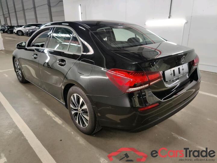 Mercedes A-Klasse Limousine A-Klasse Limousine A 180d DCT Business Solution 85kW/116pk  4D/P Auto-8 #3