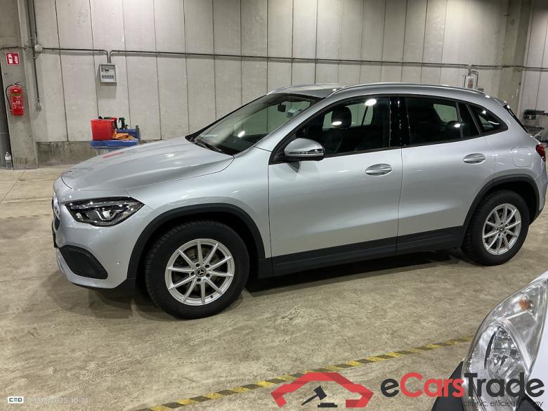 MERCEDES-BENZ GLA 2.0 GLA 180 D DCT BUSINESS SOLUTION #3