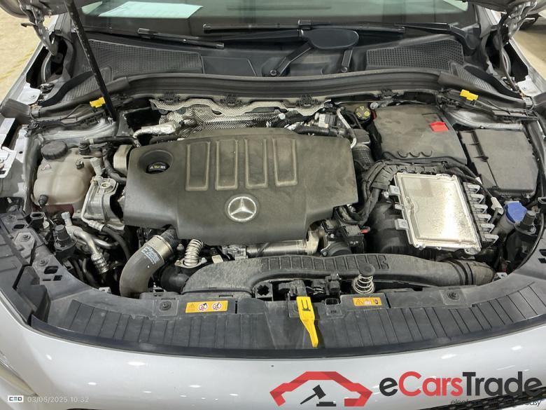 MERCEDES-BENZ GLA 2.0 GLA 180 D DCT BUSINESS SOLUTION #6