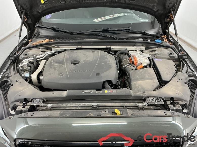 VOLVO V60 2.0 T6 RECHARGE 4WD GEARTR R-DESIGN Park Assist #6