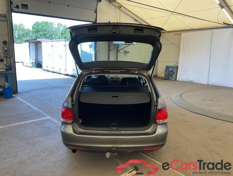 VOLKSWAGEN Golf Variant VI Golf Wagon Trendline BlueMotion Technology 1.6 l TDI 77 kW (105 PS) 5-speed #5