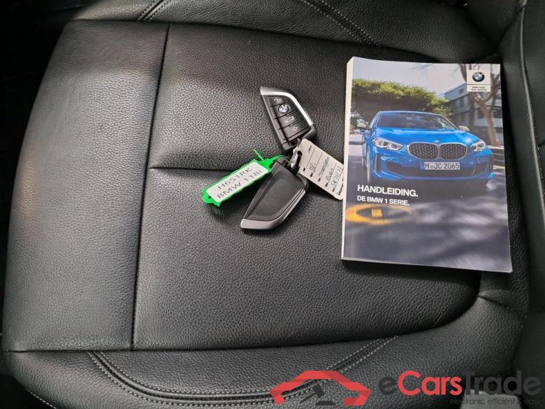 BMW 1 Serie '19 BMW 1 Serie 118iA Corporate Executive 5d #4